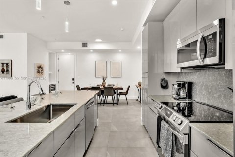 Apartment in Fort Lauderdale, Florida 3 bedrooms, 165.37 sq.m. № 2065383 - photo 5