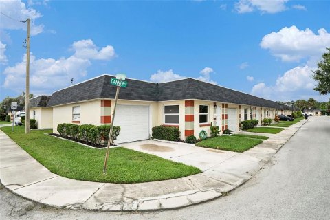 Casa en venta en New Port Richey, Florida, 2 dormitorios, 74.41 m2 № 1903848 - foto 3