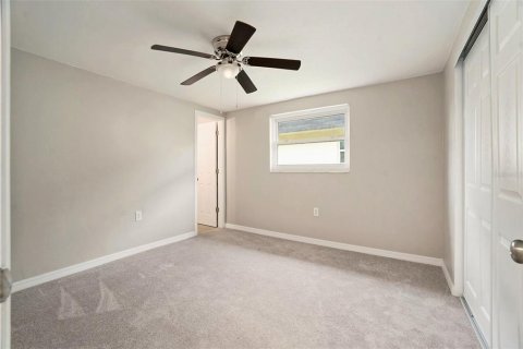 Casa en venta en New Port Richey, Florida, 2 dormitorios, 74.41 m2 № 1903848 - foto 18