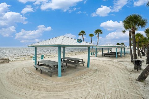Casa en venta en New Port Richey, Florida, 2 dormitorios, 74.41 m2 № 1903848 - foto 26
