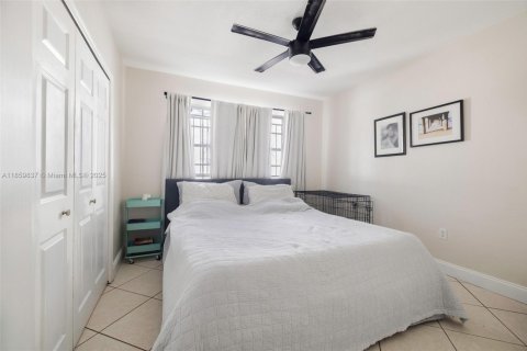 Villa ou maison à louer à Miami, Floride: 3 chambres, 83.61 m2 № 1892231 - photo 6