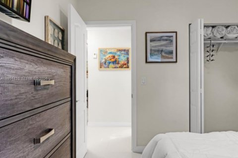 Propiedad comercial en alquiler en Homestead, Florida, 4 dormitorios, 199.74 m2 № 2054633 - foto 21