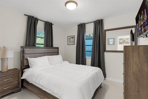 Propiedad comercial en alquiler en Homestead, Florida, 4 dormitorios, 199.74 m2 № 2054633 - foto 19