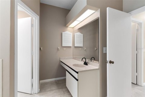 Casa en venta en Sarasota, Florida, 5 dormitorios, 259.66 m2 № 1903182 - foto 8