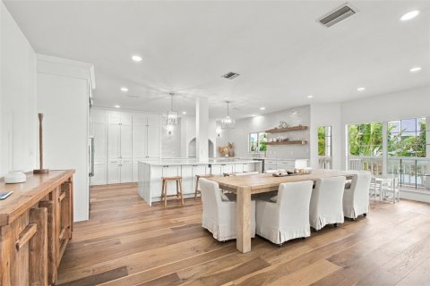 Casa en venta en Saint Pete Beach, Florida, 3 dormitorios, 332.22 m2 № 2399457 - foto 15