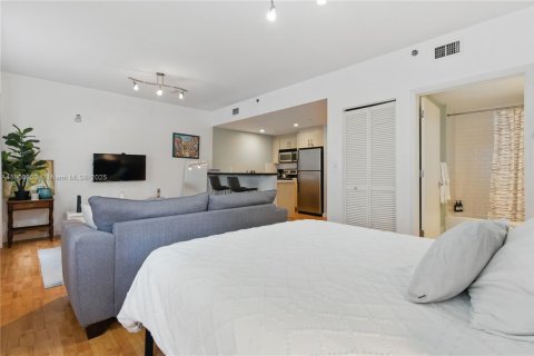 Condominio en venta en Miami Beach, Florida, 1 dormitorio, 44.59 m2 № 1952196 - foto 7