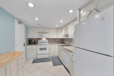 Condominio en alquiler en Coral Springs, Florida, 2 dormitorios, 116.13 m2 № 2249483 - foto 21