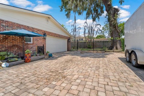 Casa en venta en Kissimmee, Florida, 3 dormitorios, 222.97 m2 № 2225950 - foto 8