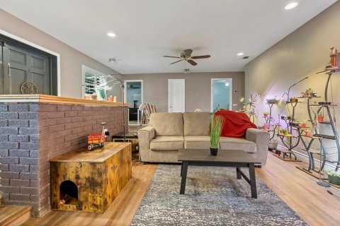 Casa en venta en Kissimmee, Florida, 3 dormitorios, 222.97 m2 № 2225950 - foto 12
