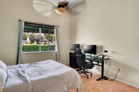 Casa en venta en Homestead, Florida, 4 dormitorios, 195.65 m2 № 1965854 - foto 23