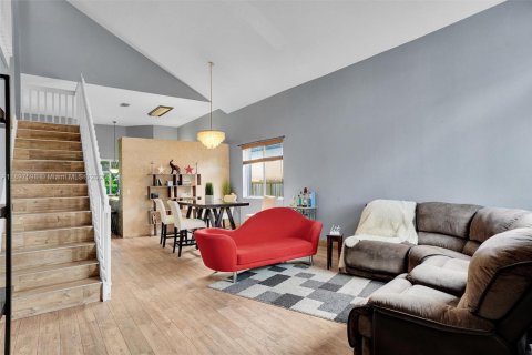 Casa en venta en Homestead, Florida, 4 dormitorios, 195.65 m2 № 1965854 - foto 13