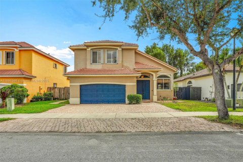 Casa en venta en Homestead, Florida, 4 dormitorios, 195.65 m2 № 1965854 - foto 1