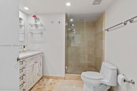 Купить кондоминиум в Майами, Флорида 2 спальни, 162.3м2, № 2153922 - фото 22