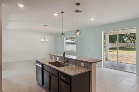 Villa ou maison à vendre à Clermont, Floride: 4 chambres, 254.83 m2 № 2285170 - photo 9
