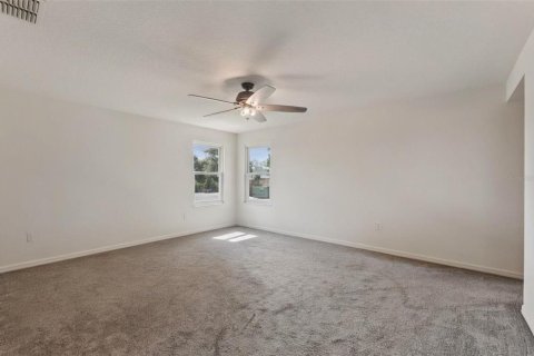 Villa ou maison à vendre à Clermont, Floride: 4 chambres, 254.83 m2 № 2285170 - photo 16