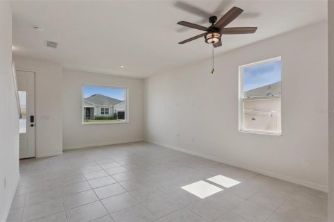 Villa ou maison à vendre à Clermont, Floride: 4 chambres, 254.83 m2 № 2285170 - photo 4