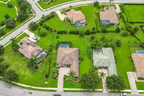 Casa en venta en Bradenton, Florida, 4 dormitorios, 289.39 m2 № 1919569 - foto 5