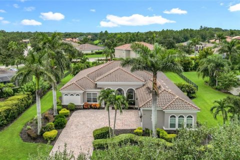 Casa en venta en Bradenton, Florida, 4 dormitorios, 289.39 m2 № 1919569 - foto 3