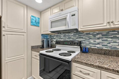 Condo in Saint Augustine, Florida, 2 bedrooms  № 1914188 - photo 18