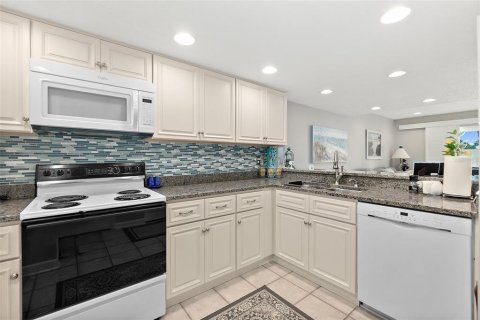 Condo in Saint Augustine, Florida, 2 bedrooms  № 1914188 - photo 19