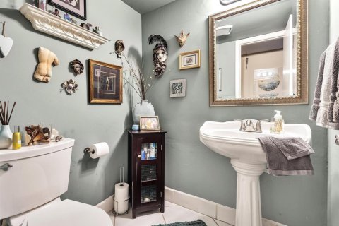 Townhouse in Plantation, Florida 2 bedrooms, 175.68 sq.m. № 2083114 - photo 25
