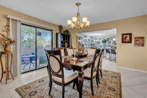 Townhouse in Plantation, Florida 2 bedrooms, 175.68 sq.m. № 2083114 - photo 19