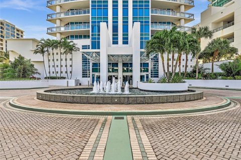 Copropriété à louer à Hollywood, Floride: 3 chambres, 243.68 m2 № 1933030 - photo 23