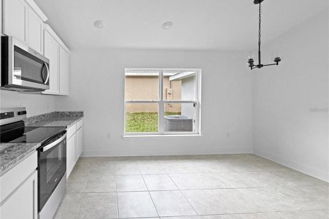Villa ou maison à vendre à Leesburg, Floride: 4 chambres, 169.08 m2 № 2221851 - photo 4