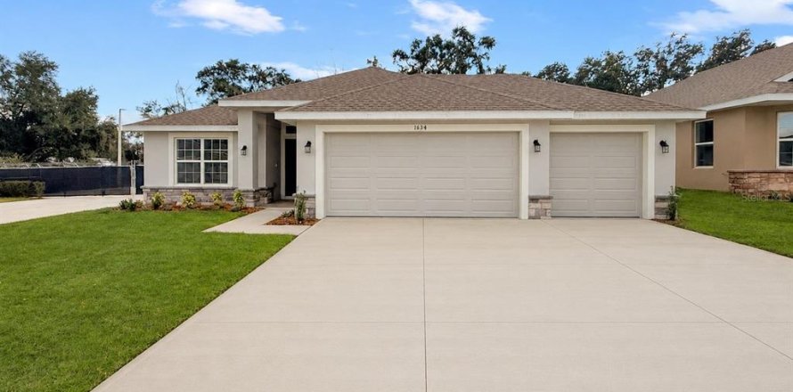 Villa ou maison à Leesburg, Floride 4 chambres, 169.08 m2 № 2221851