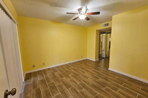 Снять в аренду кондоминиум в Порт-Шарлотт, Флорида 2 спальни, 77.85м2, № 1888547 - фото 22