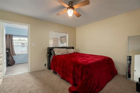 Condominio en venta en Saint Petersburg, Florida, 1 dormitorio, 56.21 m2 № 1837481 - foto 12