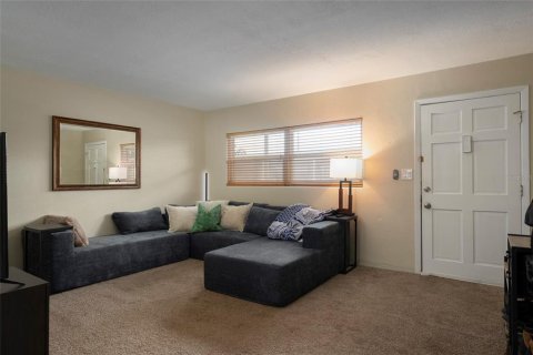 Condominio en venta en Saint Petersburg, Florida, 1 dormitorio, 56.21 m2 № 1837481 - foto 4