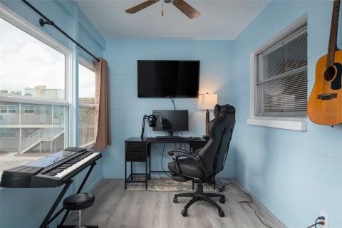 Condominio en venta en Saint Petersburg, Florida, 1 dormitorio, 56.21 m2 № 1837481 - foto 15