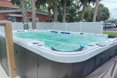 House in Indian Rocks Beach, Florida 3 bedrooms, 143.63 sq.m. № 1844449 - photo 14