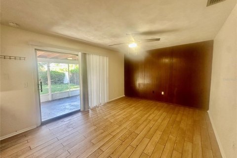 Casa en alquiler en Winter Haven, Florida, 3 dormitorios, 142.7 m2 № 1907256 - foto 9