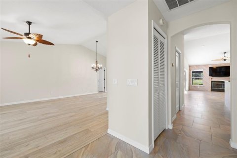 Casa en venta en Bradenton, Florida, 3 dormitorios, 181.53 m2 № 1877427 - foto 2