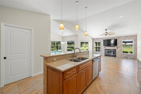 Casa en venta en Bradenton, Florida, 3 dormitorios, 181.53 m2 № 1877427 - foto 15