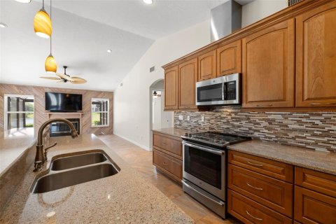 Casa en venta en Bradenton, Florida, 3 dormitorios, 181.53 m2 № 1877427 - foto 16