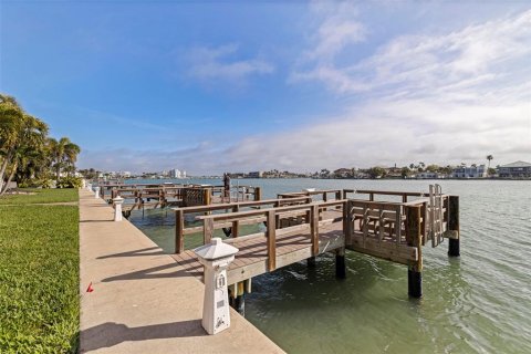 Copropriété à vendre à Treasure Island, Floride: 2 chambres, 72.84 m2 № 2402975 - photo 19