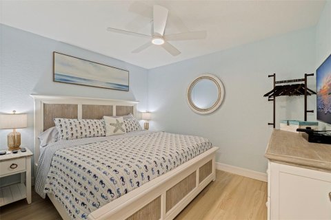 Copropriété à vendre à Treasure Island, Floride: 2 chambres, 72.84 m2 № 2402975 - photo 16