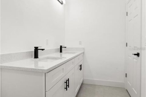 Villa ou maison à louer à Clermont, Floride: 3 chambres, 131.27 m2 № 2381169 - photo 20