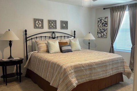 Townhouse in Davenport, Florida 3 bedrooms, 144.28 sq.m. № 1882698 - photo 15