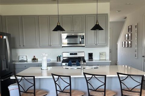 Townhouse in Davenport, Florida 3 bedrooms, 144.28 sq.m. № 1882698 - photo 6