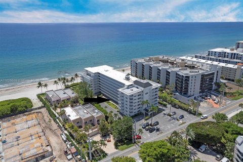 Condo in Hillsboro Beach, Florida, 2 bedrooms  № 1814228 - photo 10