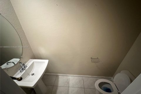 Купить таунхаус в Майами-Гарденс, Флорида 3 спальни, 133.97м2, № 2015392 - фото 6