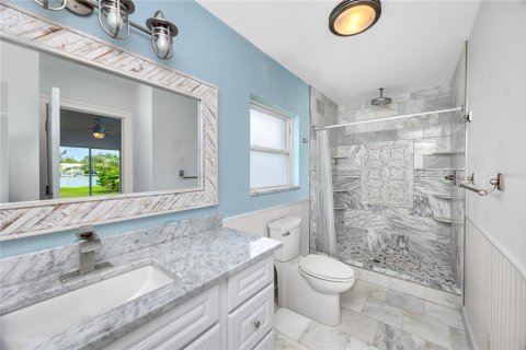 Villa ou maison à vendre à Madeira Beach, Floride: 2 chambres, 253.44 m2 № 2415585 - photo 24