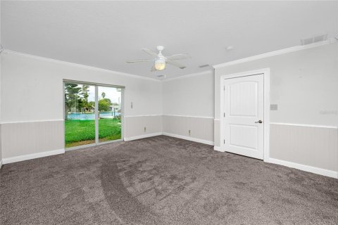 Villa ou maison à vendre à Madeira Beach, Floride: 2 chambres, 253.44 m2 № 2415585 - photo 21