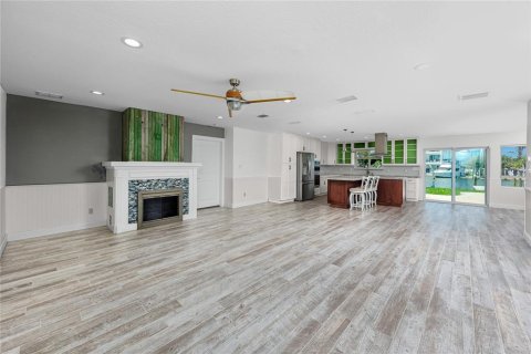 Villa ou maison à vendre à Madeira Beach, Floride: 2 chambres, 253.44 m2 № 2415585 - photo 14