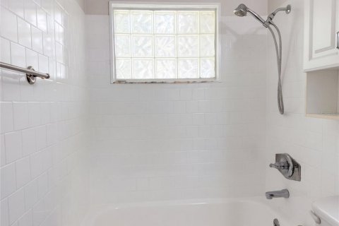 Villa ou maison à vendre à Brandon, Floride: 3 chambres, 84.73 m2 № 2397085 - photo 21