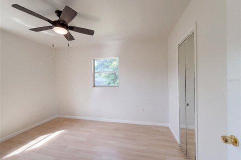 Villa ou maison à vendre à Brandon, Floride: 3 chambres, 84.73 m2 № 2397085 - photo 13